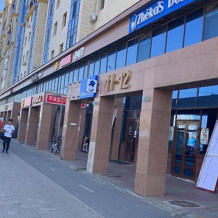Уютная Квартира С Террасой В Сердце Столицы Διαμέρισμα Taldykol Εξωτερικό φωτογραφία